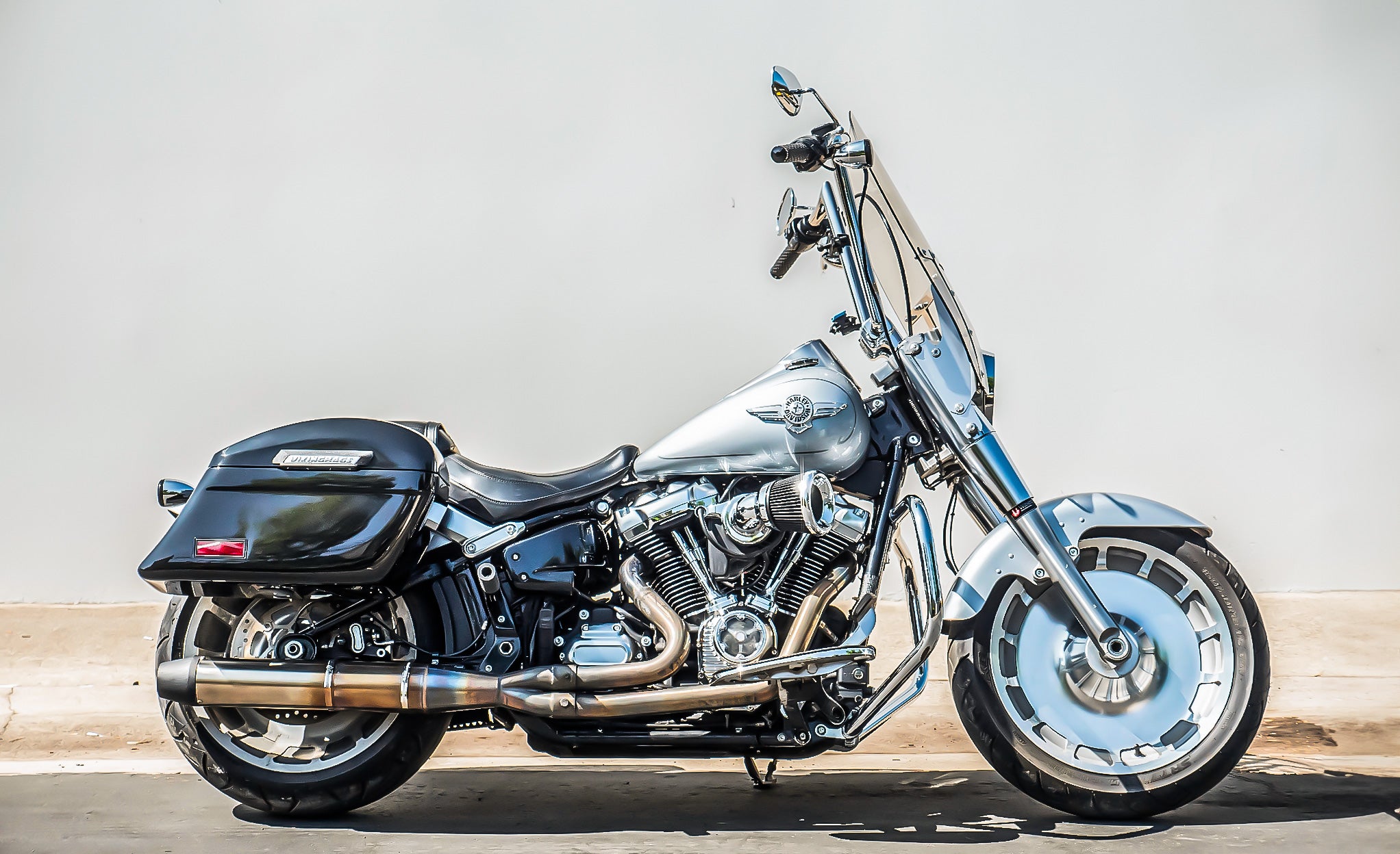 44L - Lamellar Stallion Extra Large Painted Motorcycle Hard Saddlebags for Harley Softail Fat Boy FLFB/S @expand