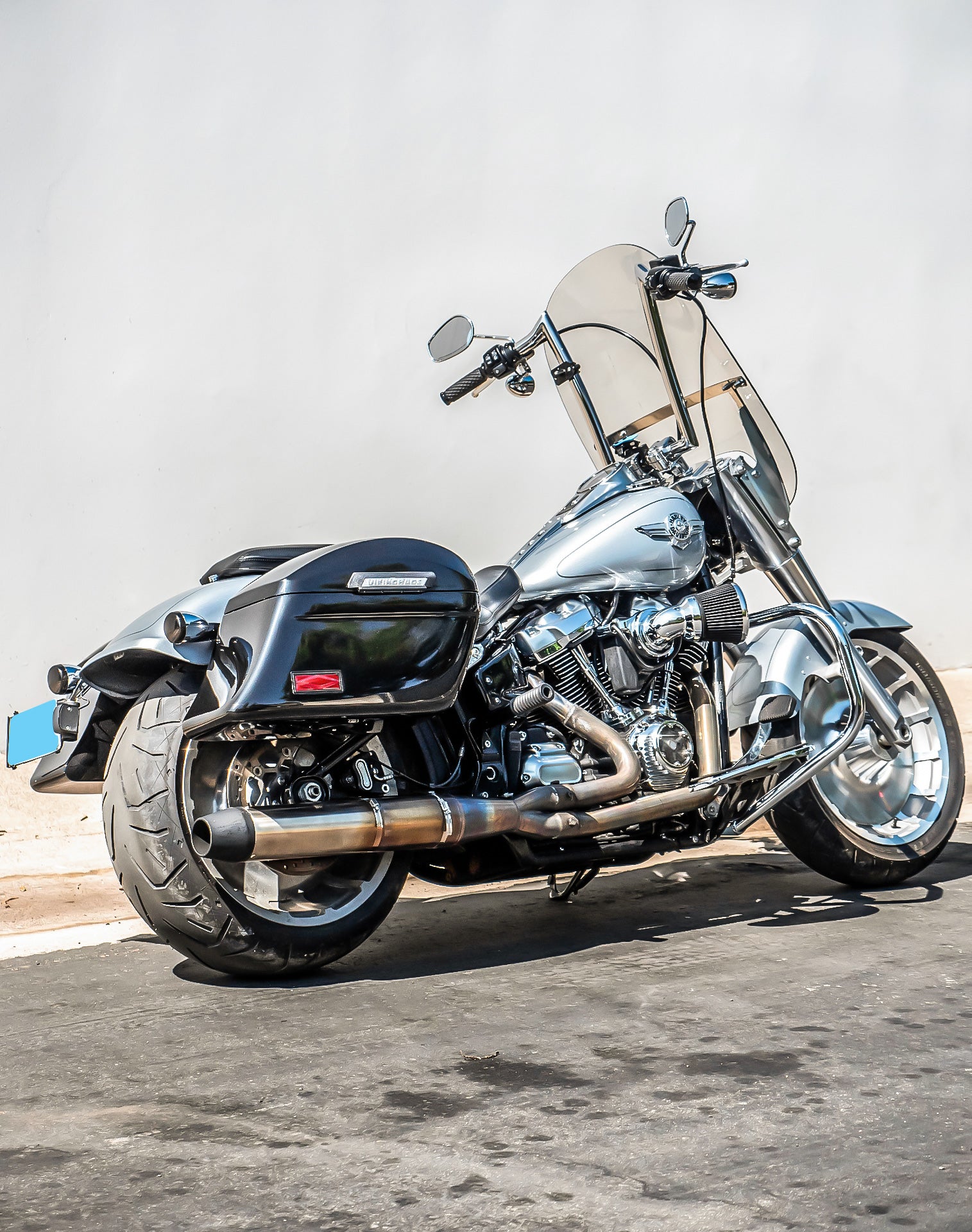 44L - Lamellar Stallion Extra Large Painted Motorcycle Hard Saddlebags for Harley Softail Fat Boy FLFB/S v1