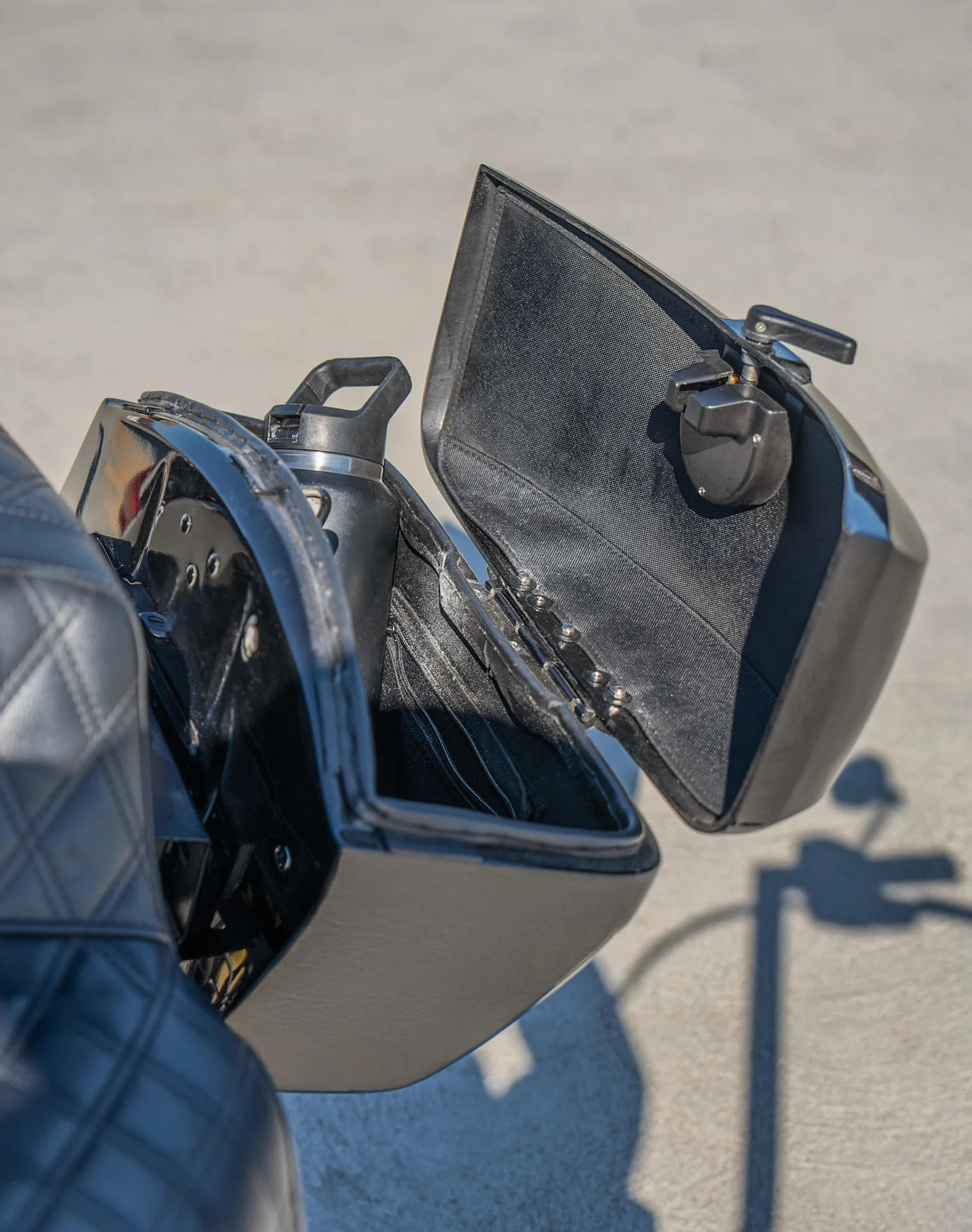 44L - Lamellar Stallion Extra Large Painted Motorcycle Hard Saddlebags for Harley Softail Street Bob FXBB/S
