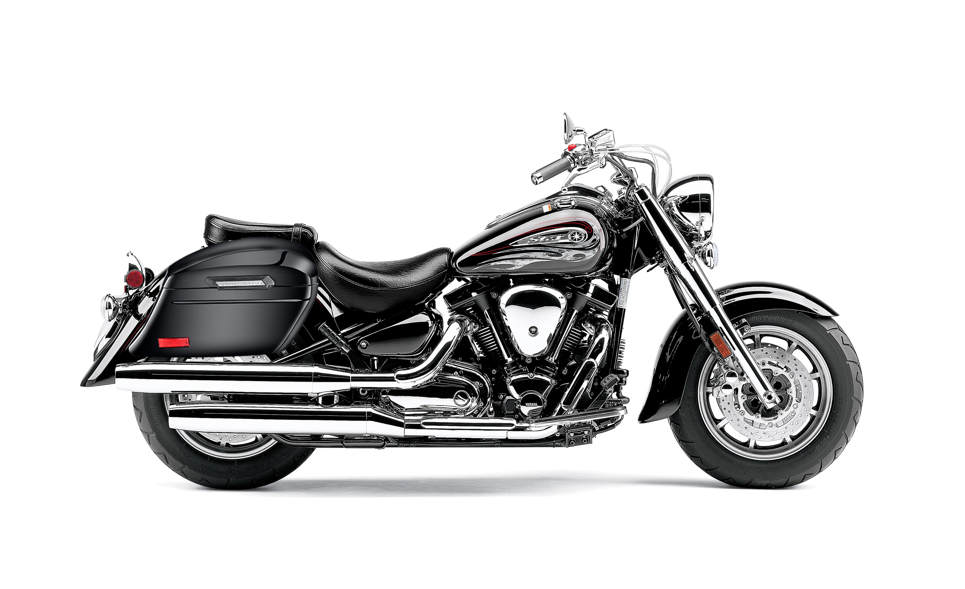 44L - Lamellar Stallion Extra Large Yamaha Road Star S Midnight Painted Motorcycle Hard Saddlebags Bag on Bike @expand