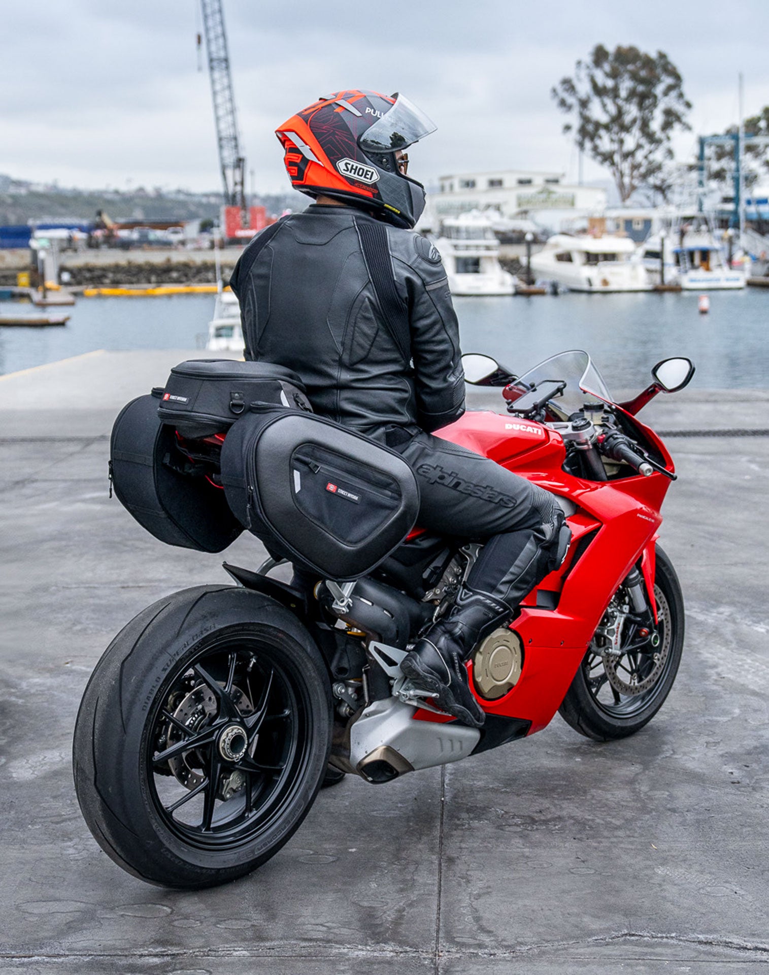 13L - Momentum Small Street/Sportbike Tail Bag v1