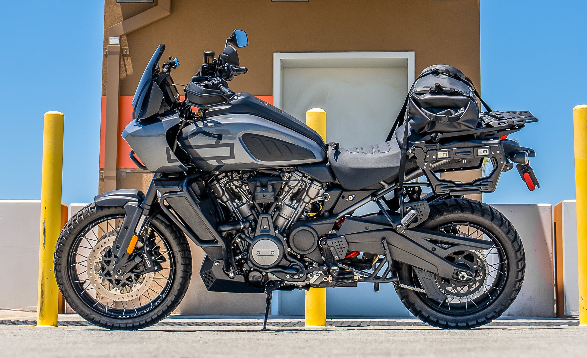 22L - Odyssey Harley Davidson Adventure Touring Backpack Life Style Photo @expand