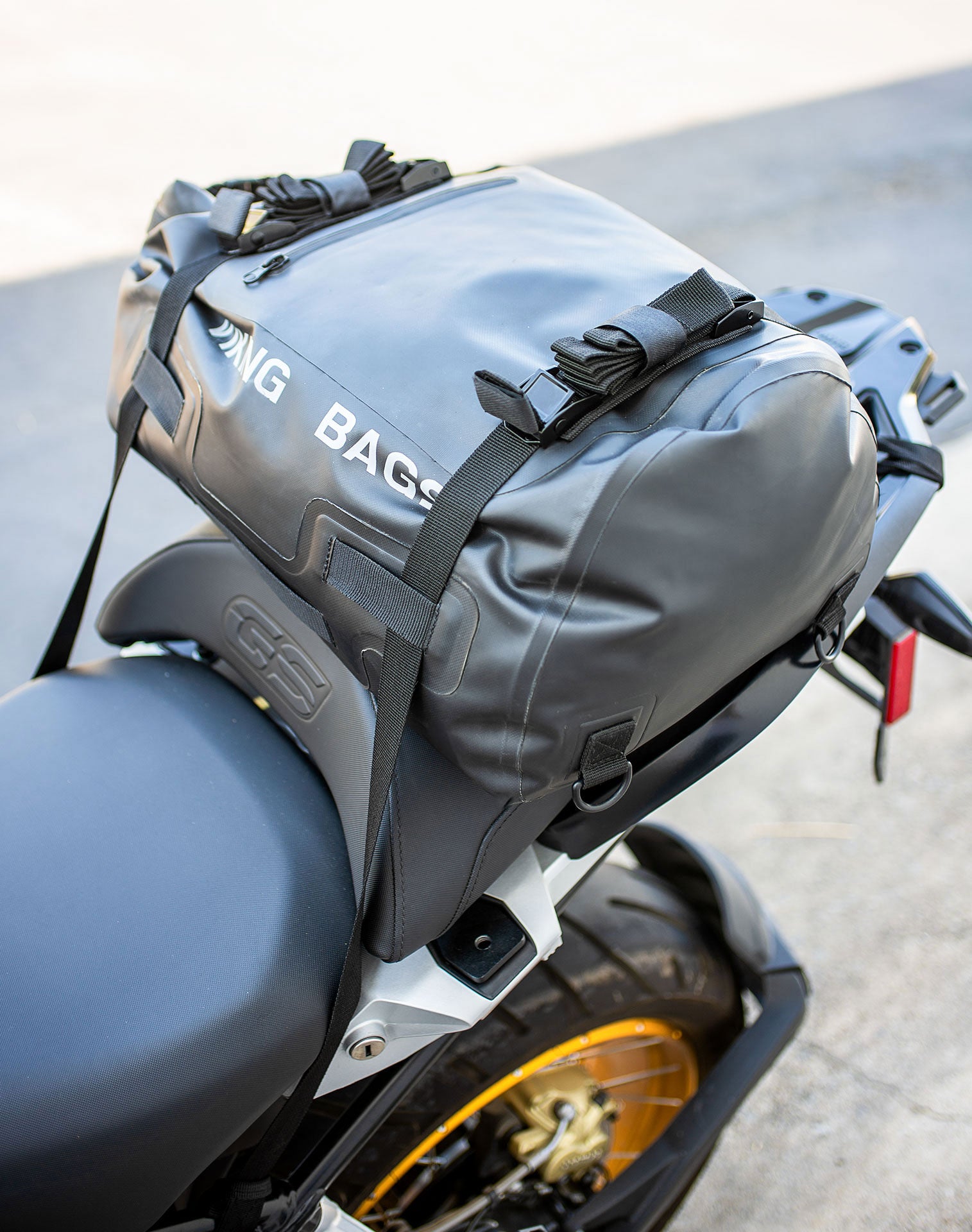 22L - Odyssey ADV Touring Tailpack Life Style