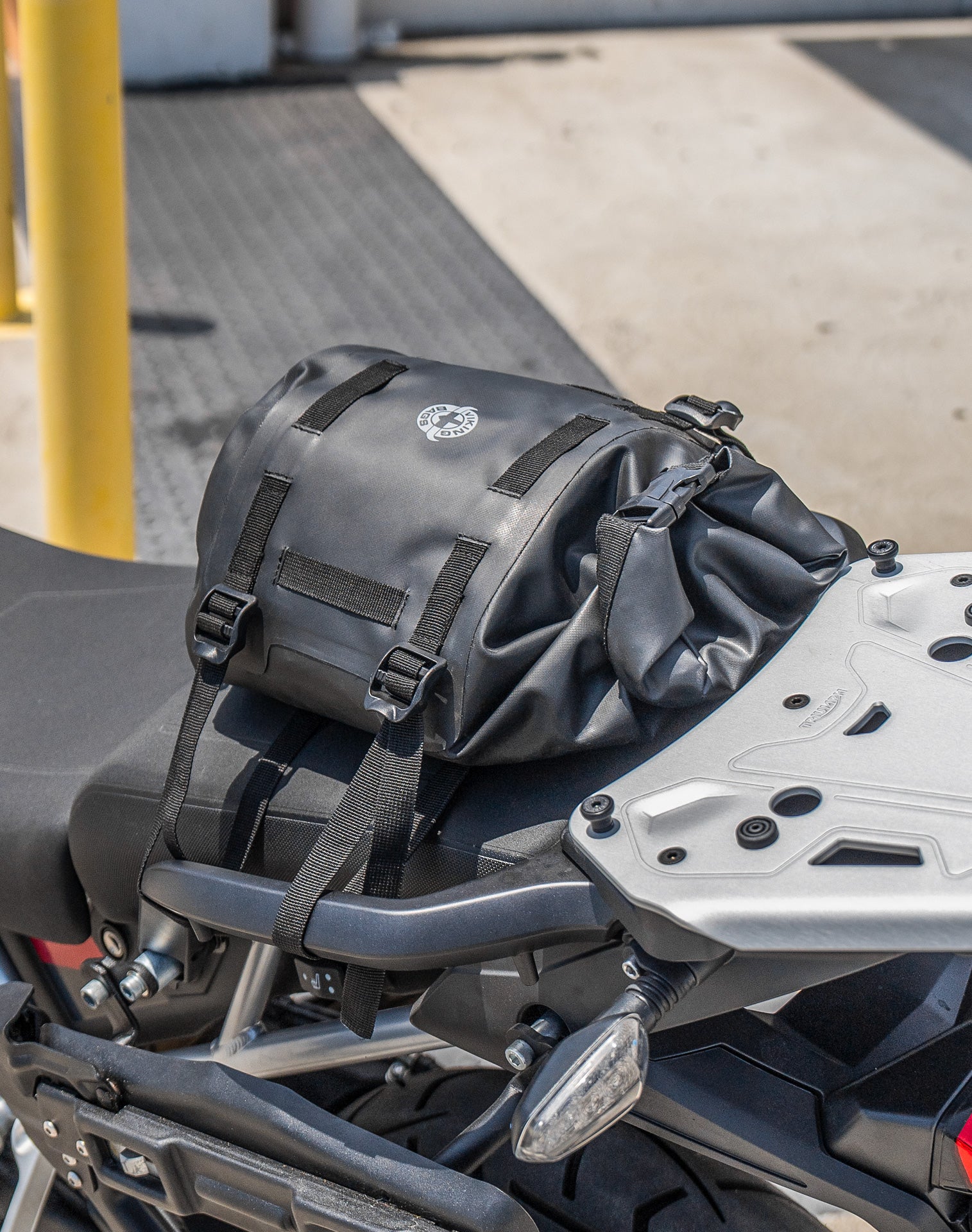 8L - Odyssey Triumph ADV Touring Tailpack Life Style