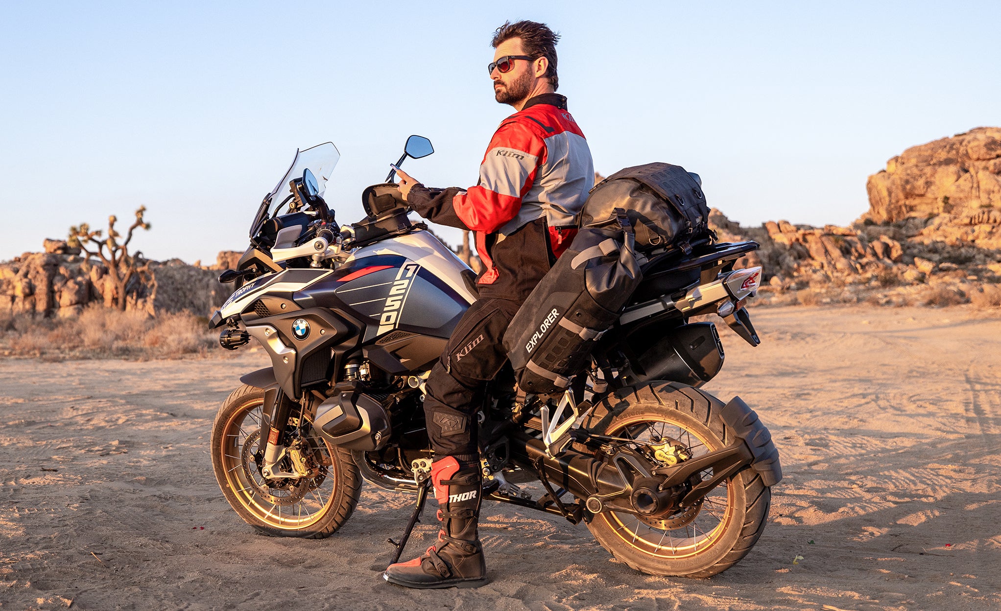 1L - Odyssey Ducati Adventure Touring Tank Bag @expand