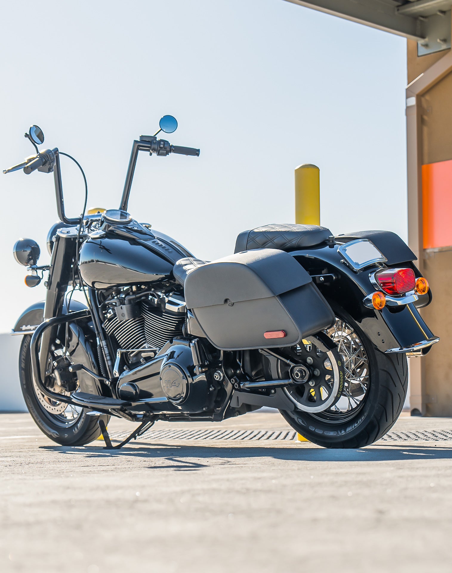 28L - Panzer Medium Hard Mount Saddlebags for Harley Softail Heritage FLHC/S Lifestyle