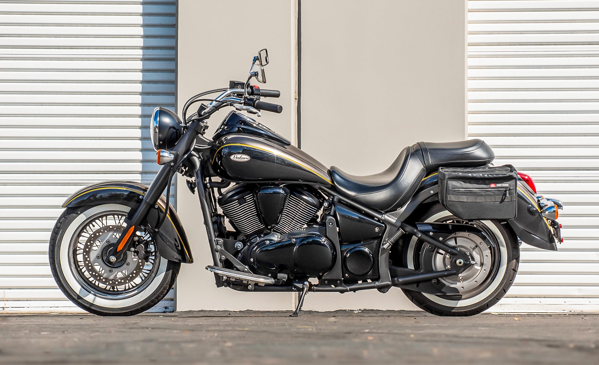 18L - Patriot Large Kawasaki Vulcan 900 Classic VN900 Motorcycle Throw Over Saddlebags @expand