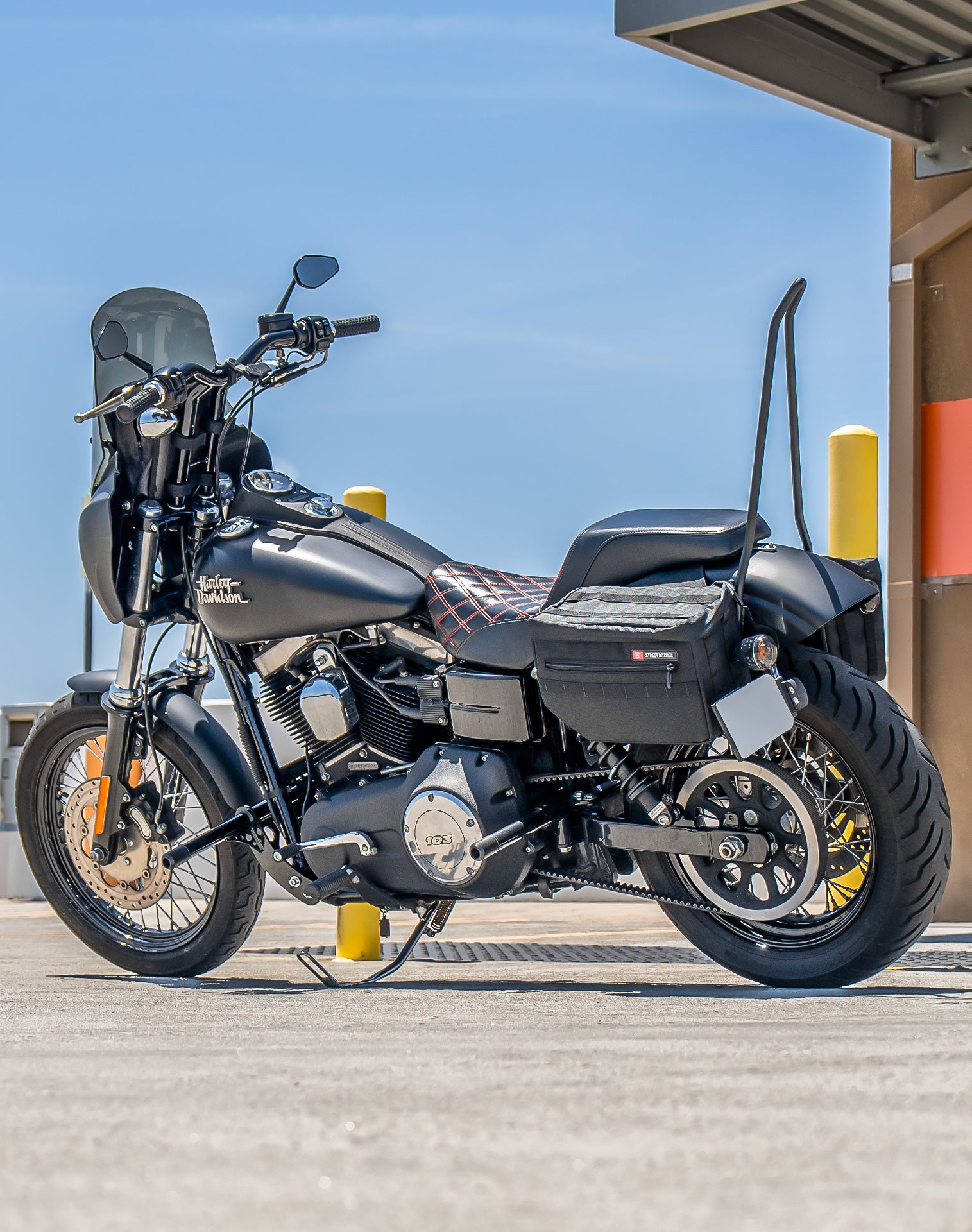 18L - Patriot Large Motorcycle Throw Over Saddlebags for Harley Dyna Street Bob FXDB v1