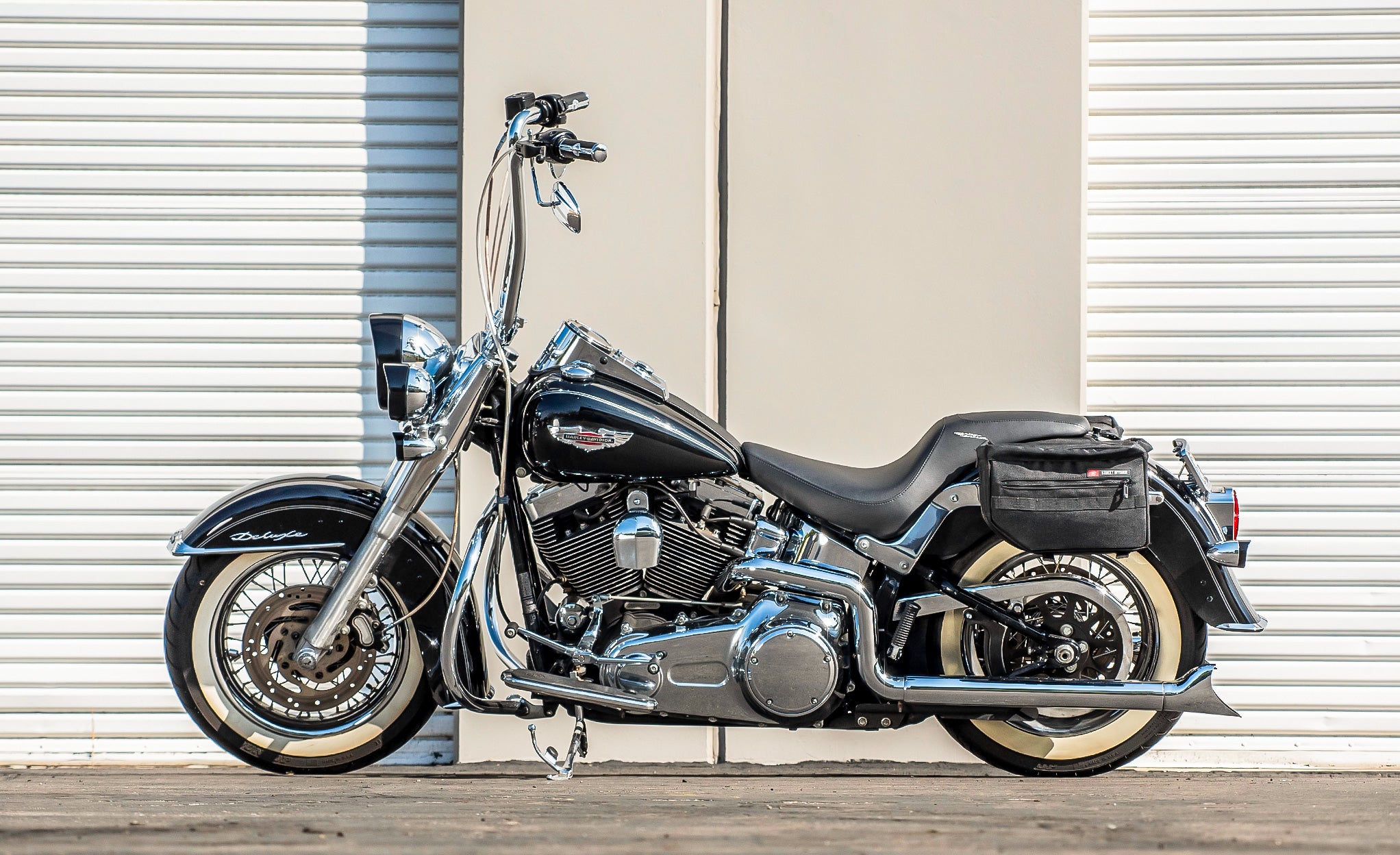 27L - Patriot Large Motorcycle Throw Over Saddlebags for Harley Softail Deluxe FLSTN/I @expand