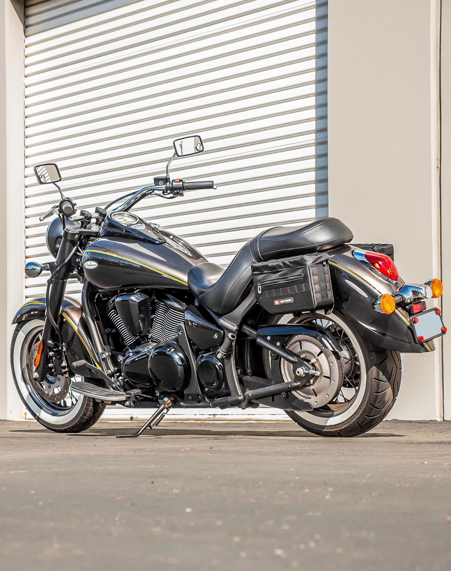 8L - Patriot Small Kawasaki Vulcan 900 Classic VN900 Throw Over Saddlebags v1