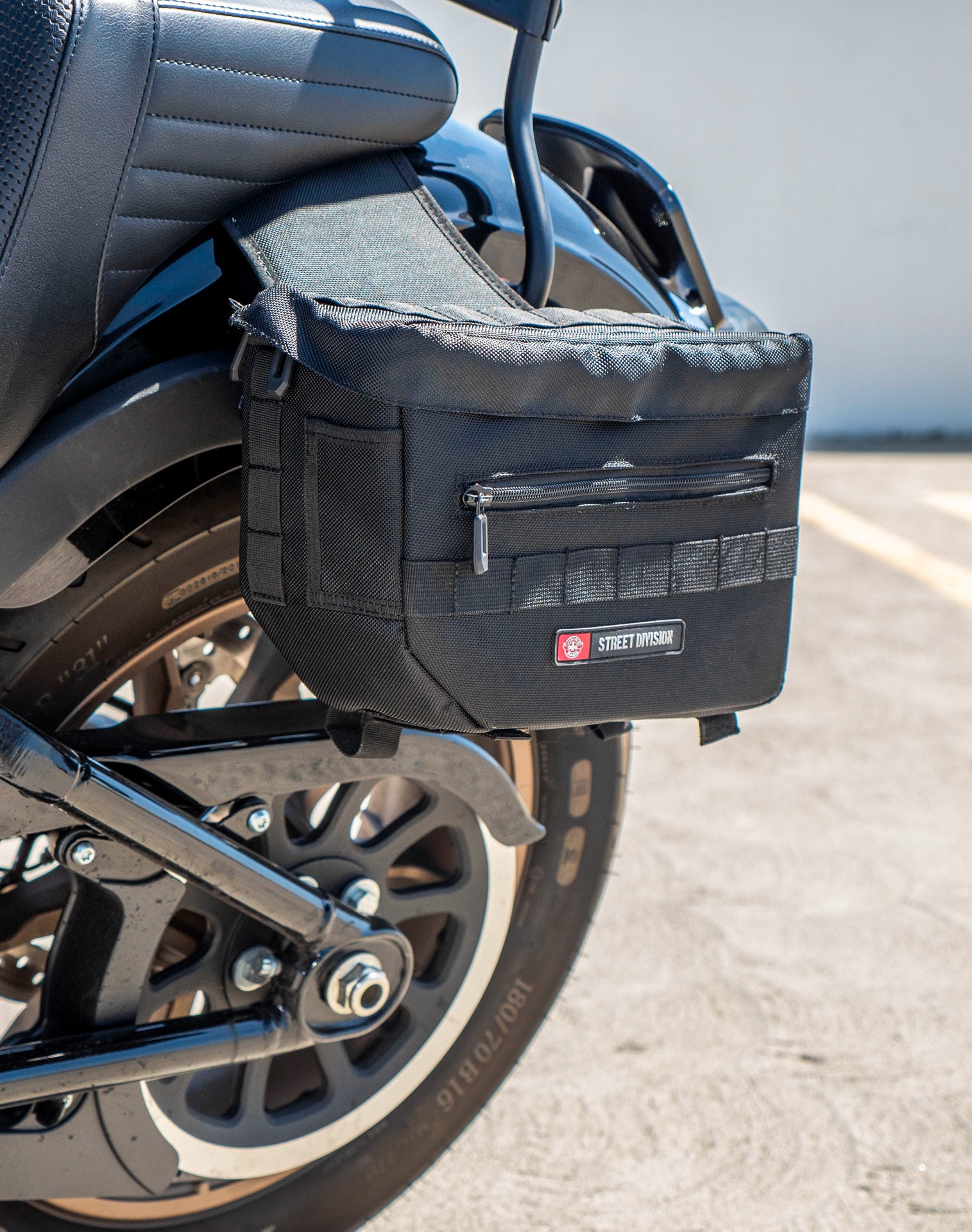 8L - Patriot Small Throw Over Saddlebags for Harley Softail Low Rider S FXLRS v3