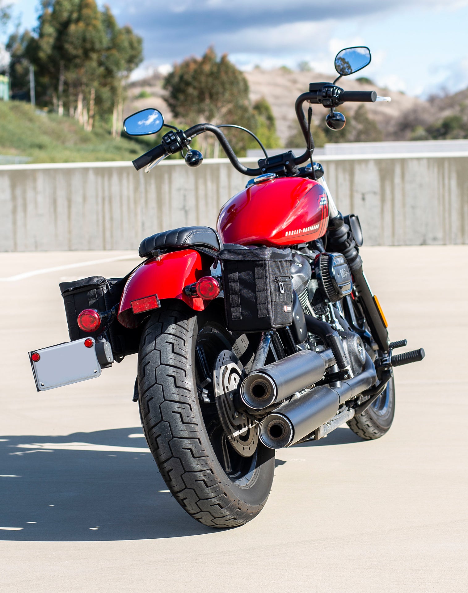 8L - Patriot Small Throw Over Saddlebags for Harley Softail Street Bob FXBB v1