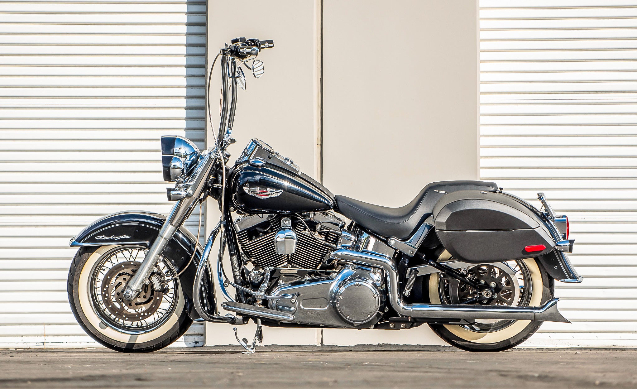 28L - Phantom Large Leather Wrapped Motorcycle Hard Saddlebags For Harley Softail Deluxe FLSTN/I @expand