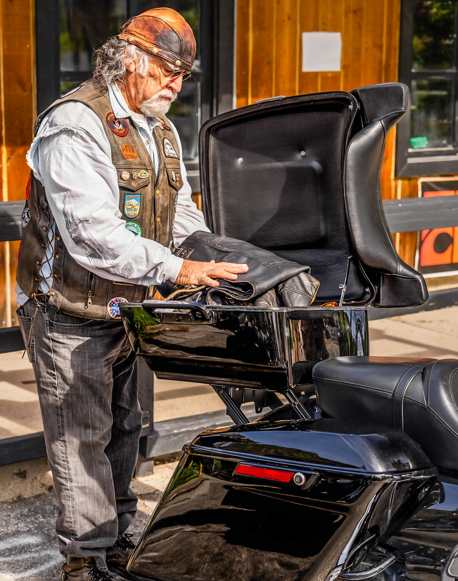 70L - Premium Extra Large Motorcycle Trunk for Harley Street Glide Life Style