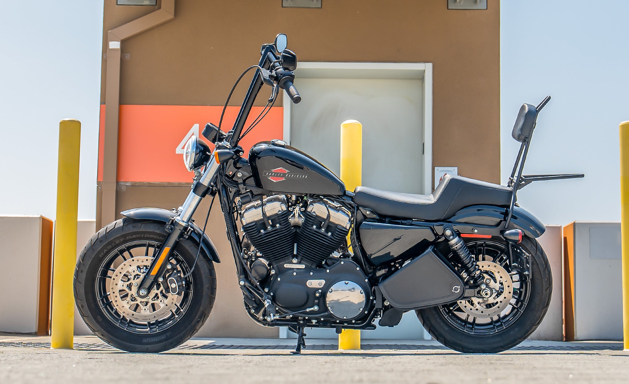 3L - Sprinter Harley Sportster Motorcycle Swing Arm Bag @expand