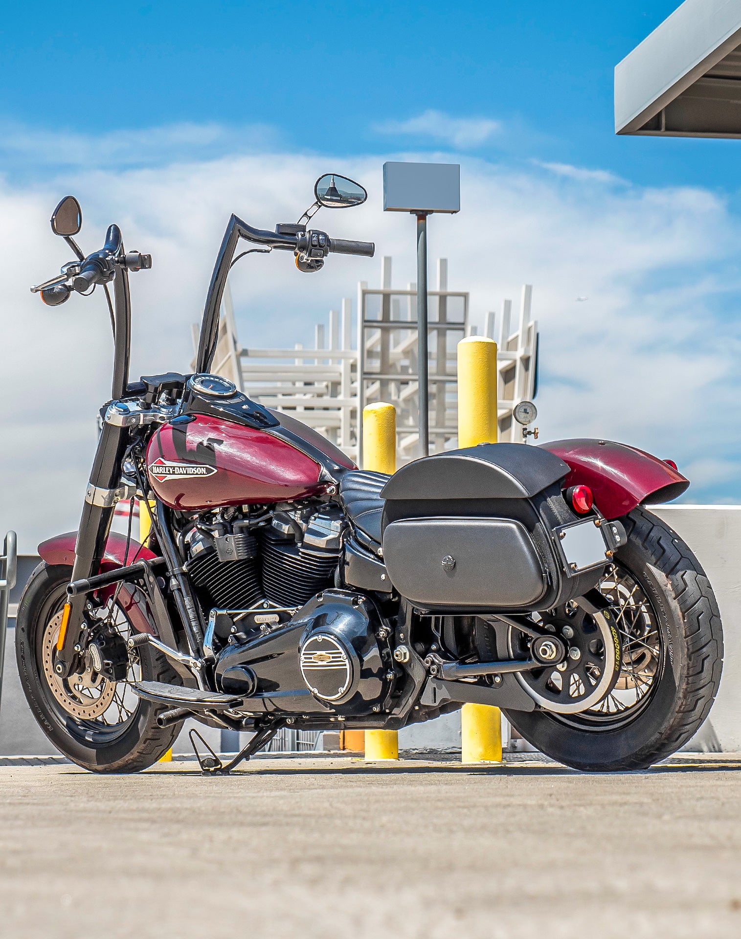 30L - Stealth Quick Mount Saddlebags for Harley Softail Slim FLSL v1