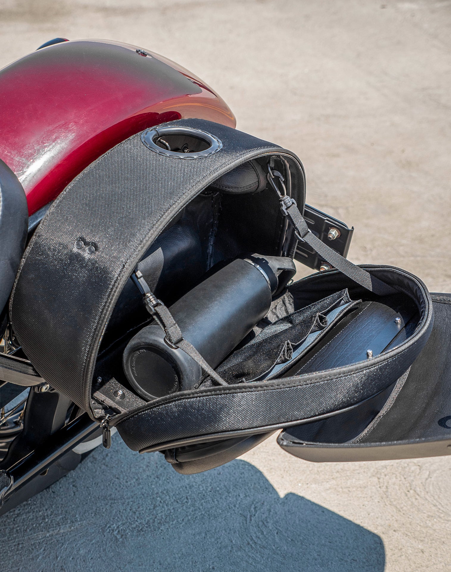 30L - Stealth Quick Mount Saddlebags for Harley Softail Slim FLSL v3