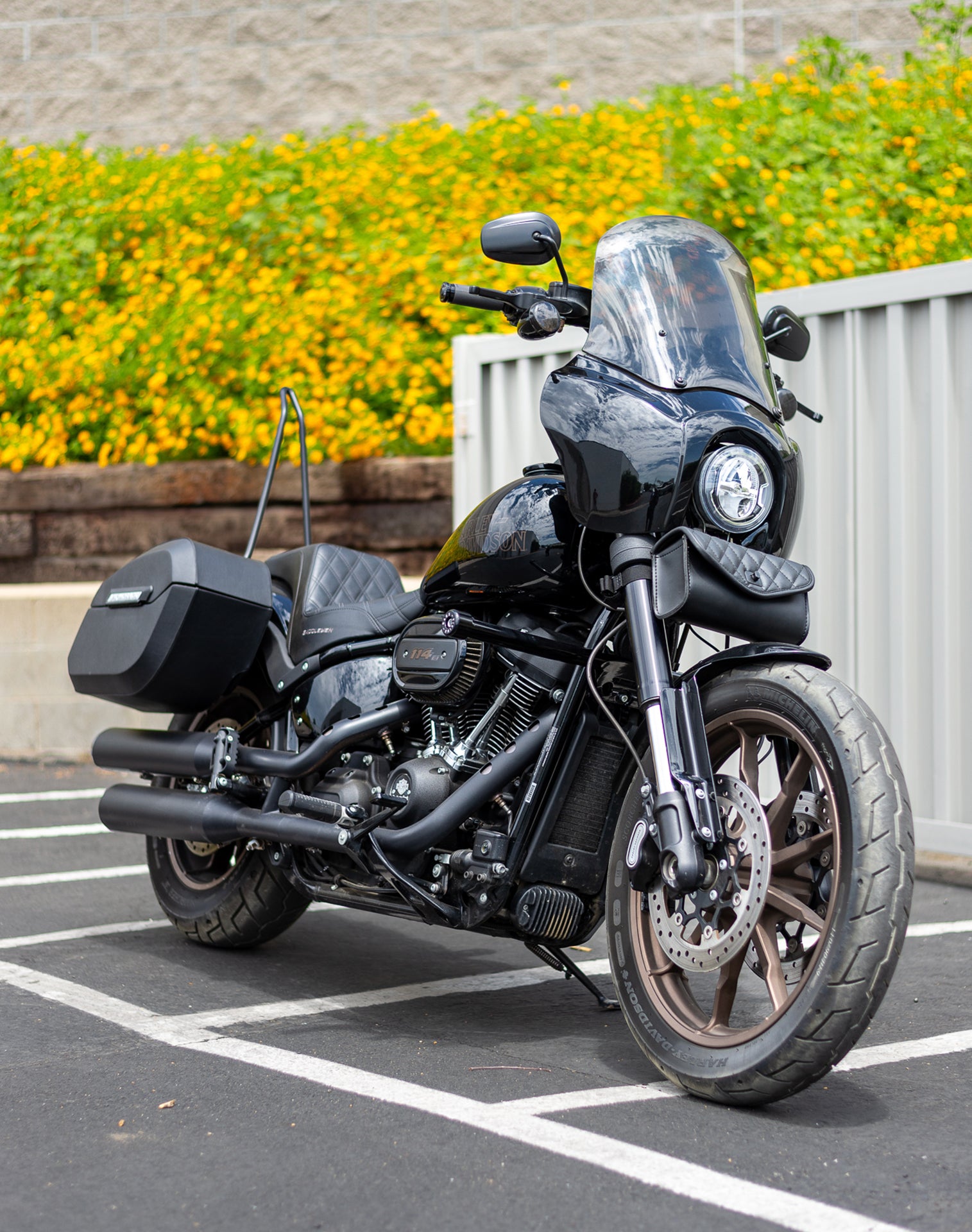 32L - Darkin Large Quick Mount Leather Wrapped Hard Saddlebags for Harley Softail Low Rider FXLR v1