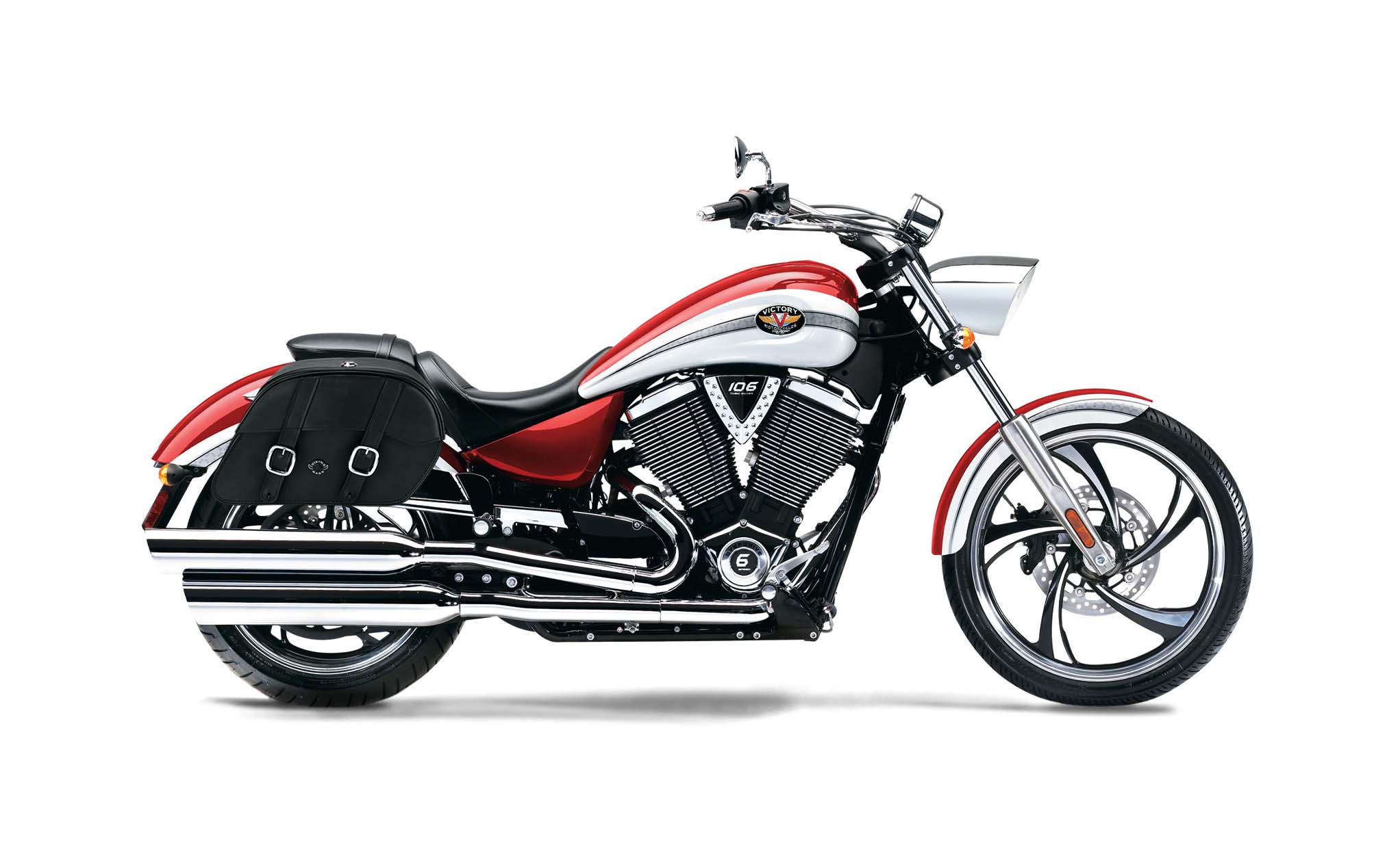 Viking Skarner Medium Lockable Victory Vegas Leather Motorcycle Saddlebags on Bike Photo @expand