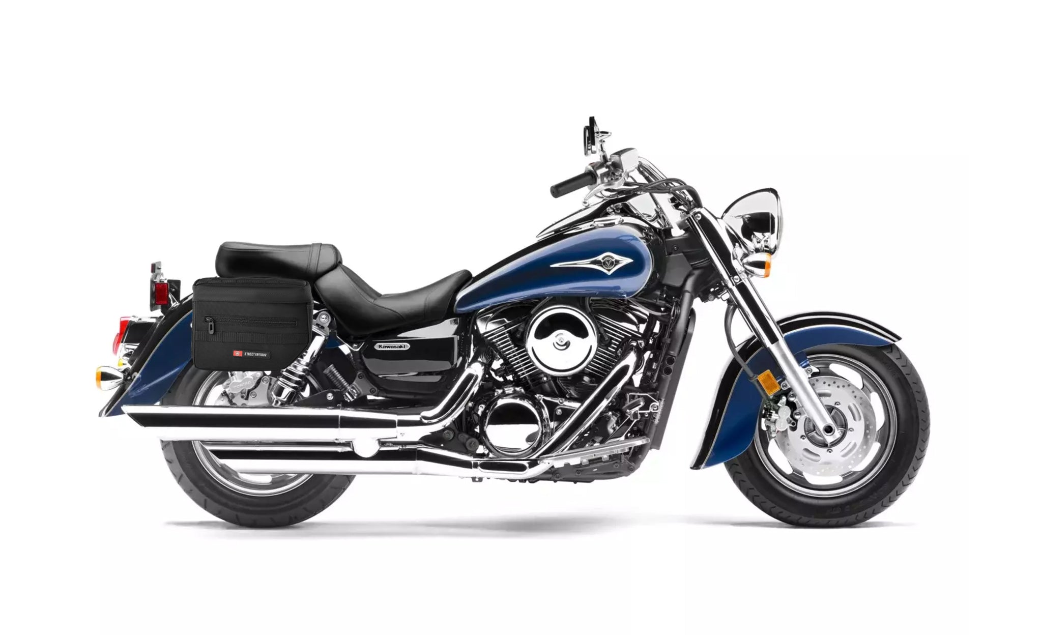 8L - Patriot Small Kawasaki Vulcan 1600 Classic VN1600 Throw Over Saddlebags Bag on Bike @expand