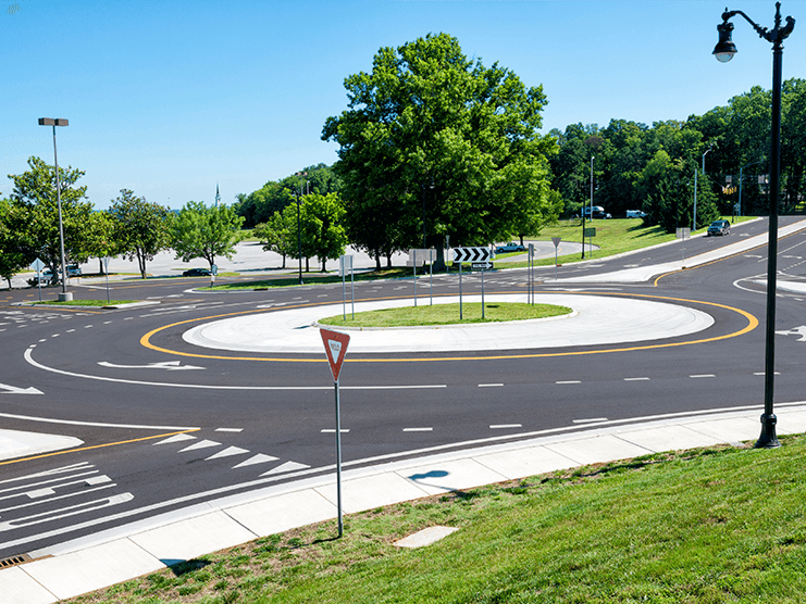 101 Guide on How to Navigate Roundabouts - VikingBags