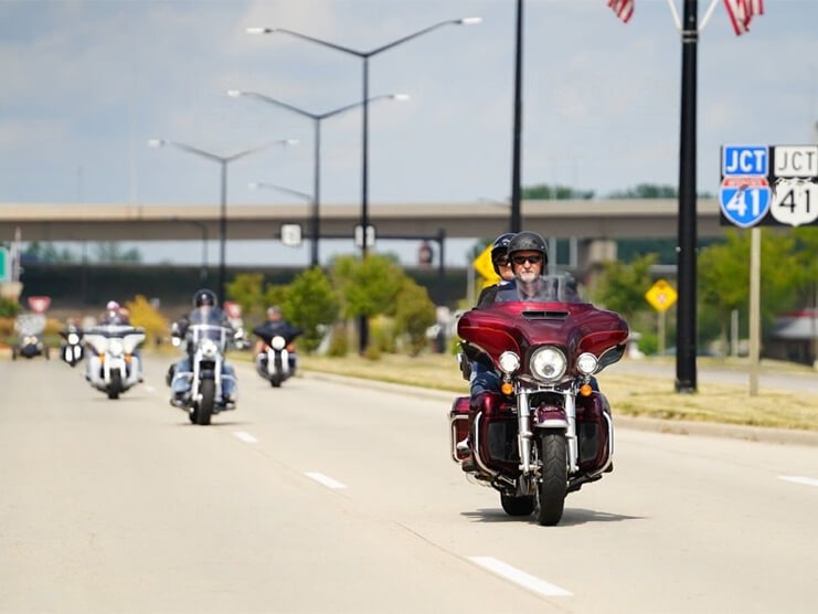 15 Essential Tips for Motorcycle Group Riding