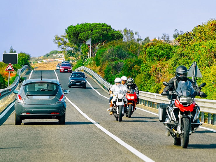 16 Reasons Why Motorbike Commuting Is The Best Way to Commute