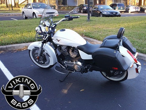 Avoiding the Dangers – Why You Need a Motorcycle Windshield