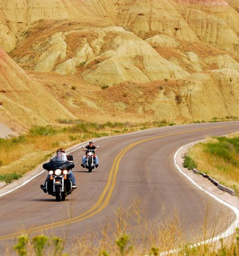 Best Motorcycle Roads and Destinations in South Dakota, United States