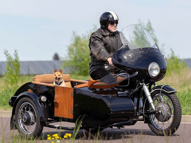 Here’s What You Need to Know Before Renting a Motorcycle with a Sidecar
