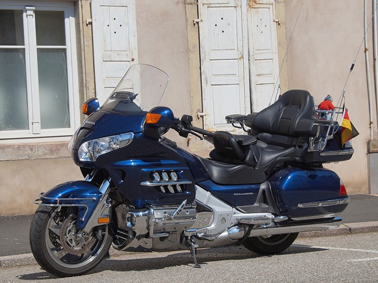 Honda Gold Wing – Touring Motorcycle: Detailed Specs, Performance, and More