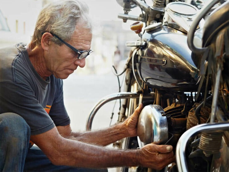 How to Clean a Motorcycle Engine