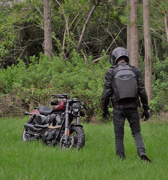 How to Pack Your Motorcycle Luggage Smartly for a Long Trip?