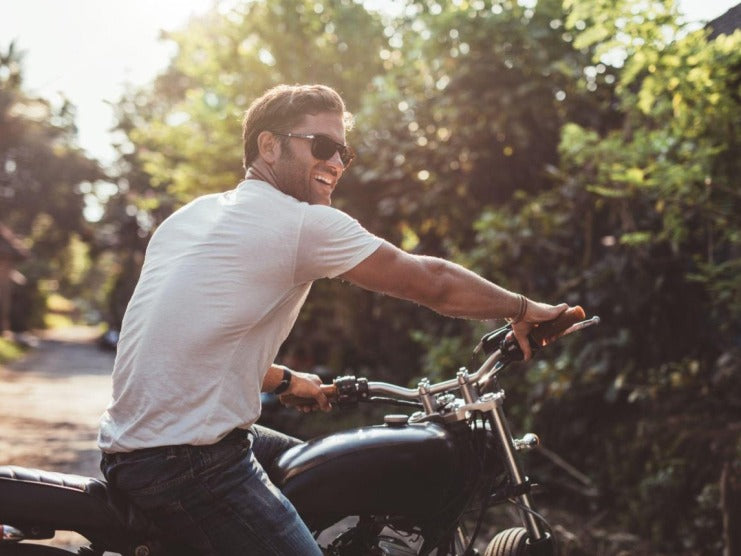 How to Stay Cool While Riding a Motorcycle in the Summer