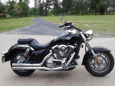 Kawasaki Vulcan 1700 Classic, VN1700: Detailed Specs, Background, Performance, and More