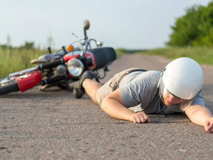 When is it Safe to Move an Injured Rider After A Motorcycle Accident?