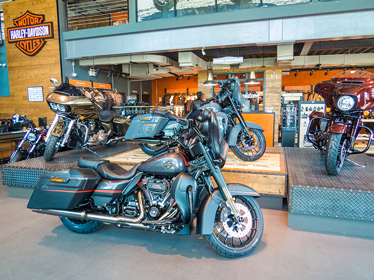 Are Harley Davidson Motorcycles Overrated and Overpriced?