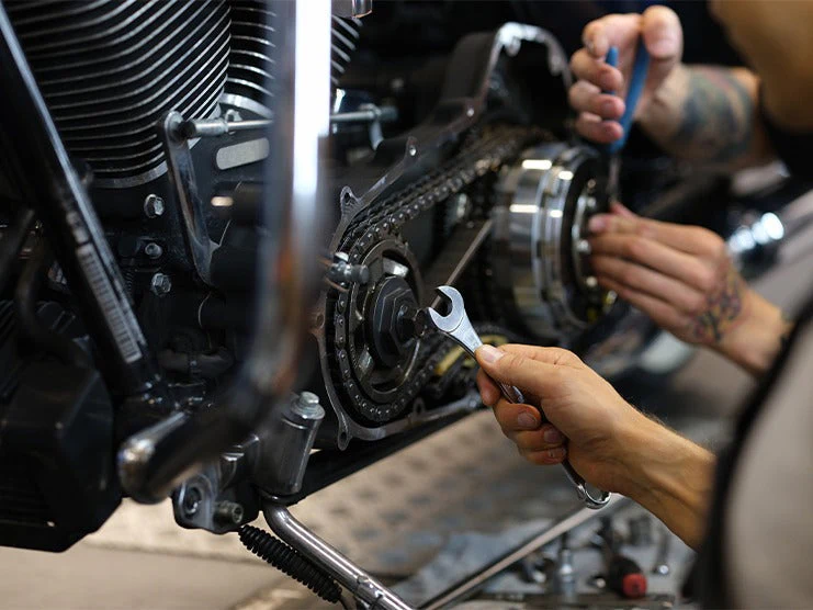 Cara Menunggang Yang Merosakkan Sistem Clutch Secara Perlahan