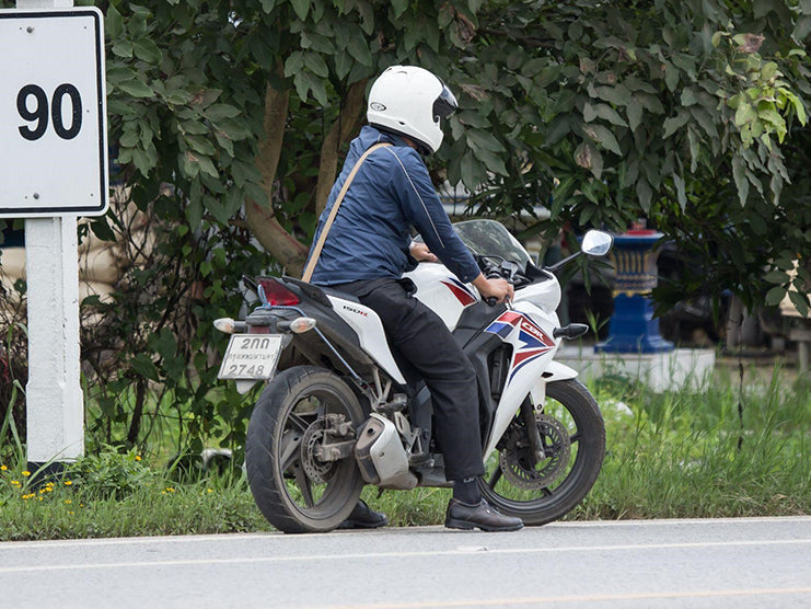 10 Tips for Nervous Motorcycle Riders