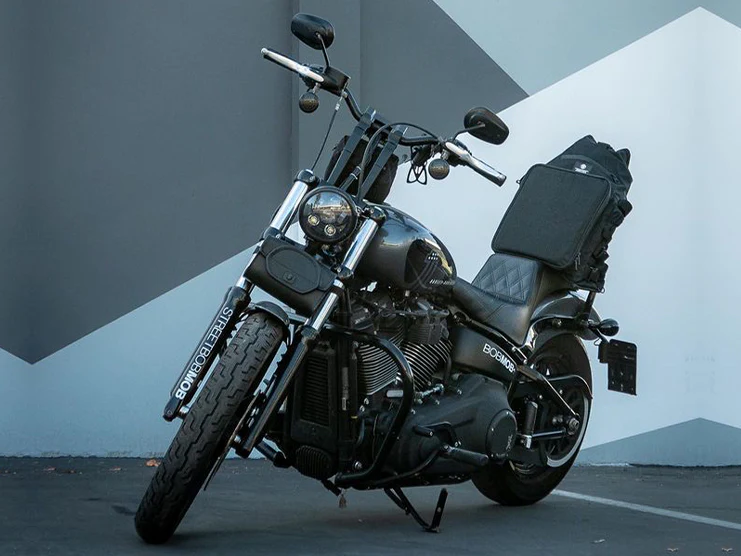 What are the Pros & Cons of Riser Handlebars for Motorcycles - VikingBags