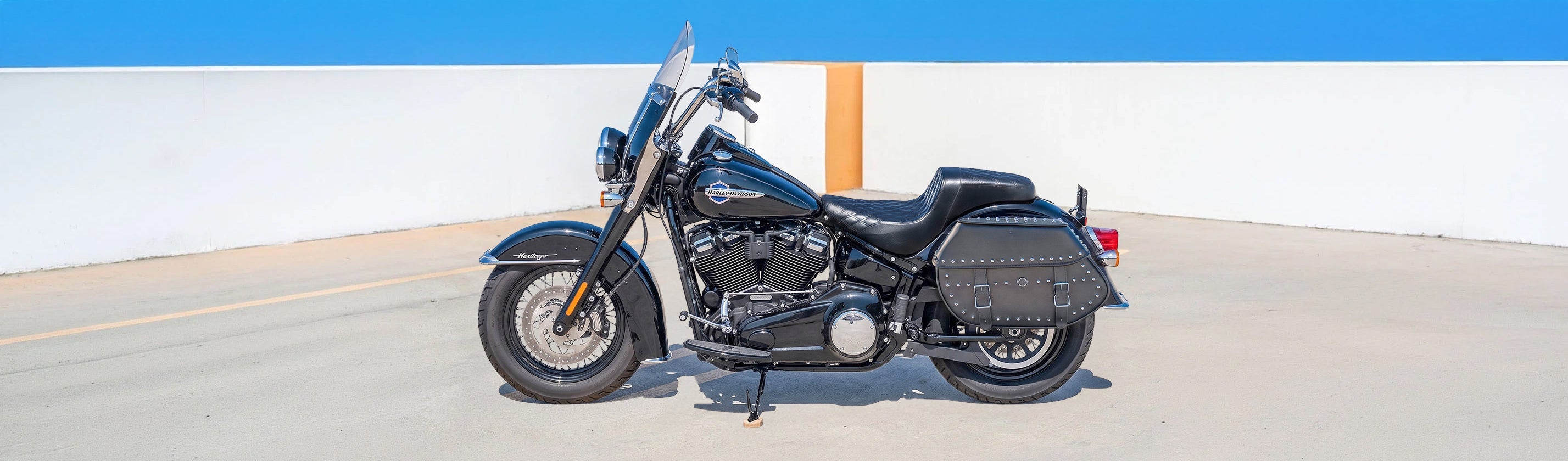 Seats for Harley Softail Heritage FLHC/S - 2018 & Later