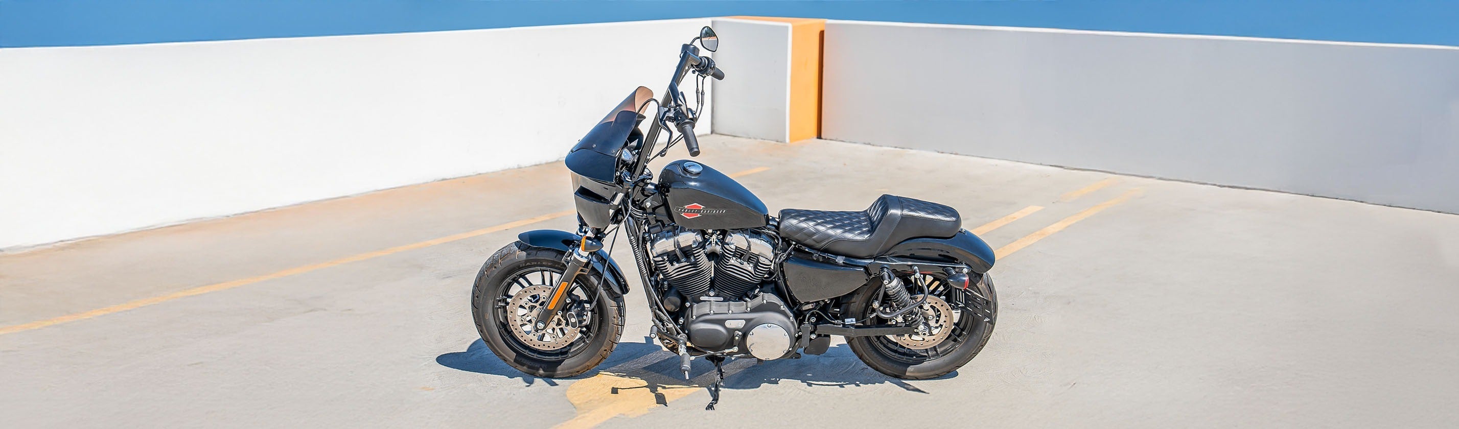 Harley Davidson Sportster 883 Iron XL883N Motorcycle Seats