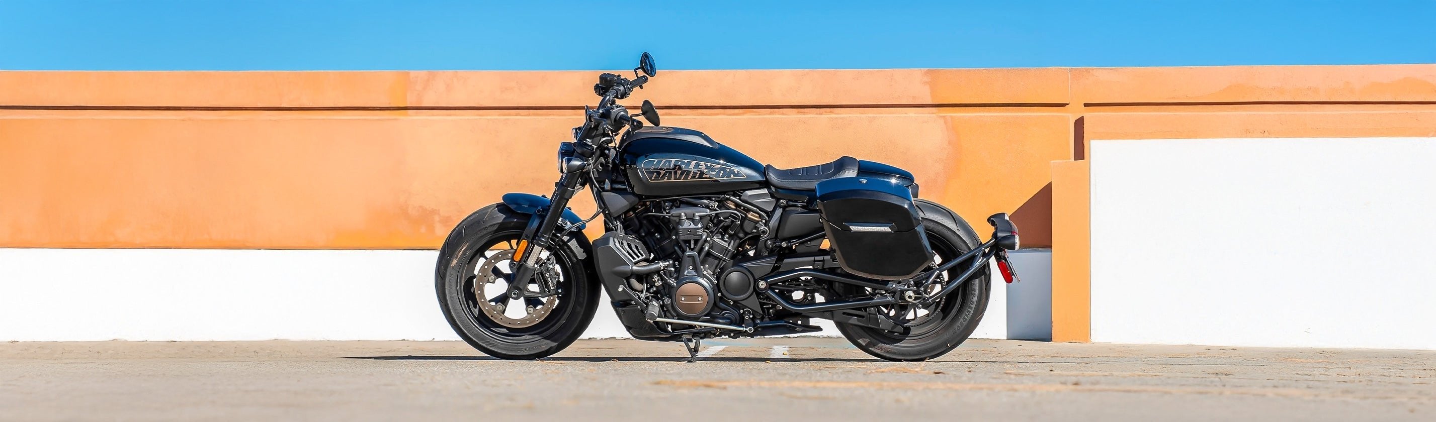 Hard Saddlebags for Harley Davidson Sportster Web Banner