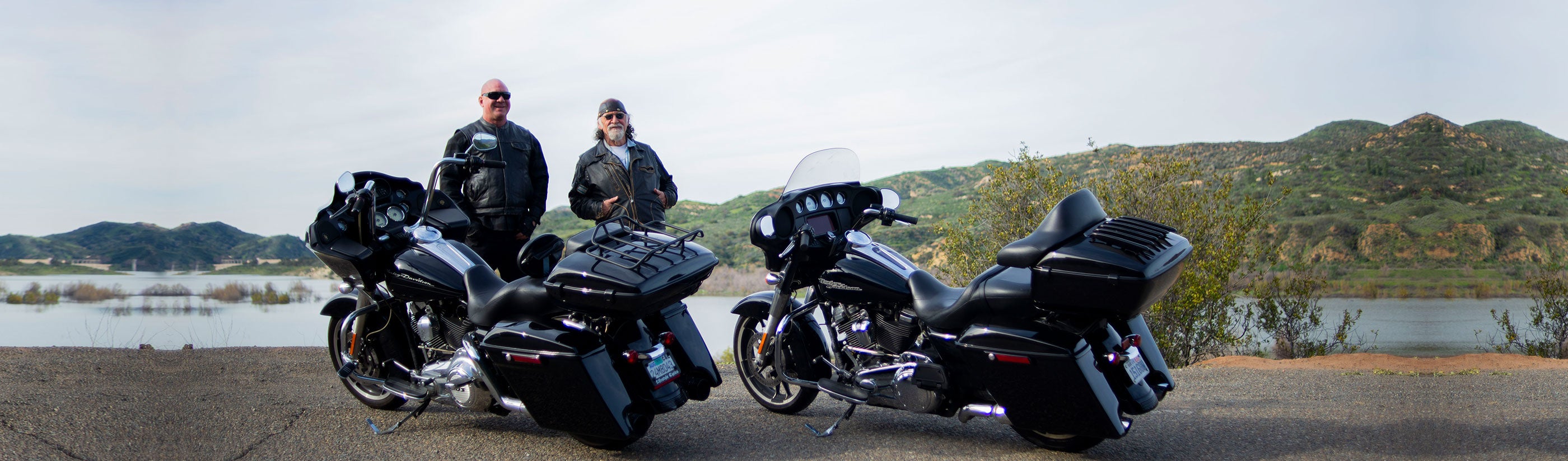 Harley Touring Road Glide Bagger Extended Saddlebags