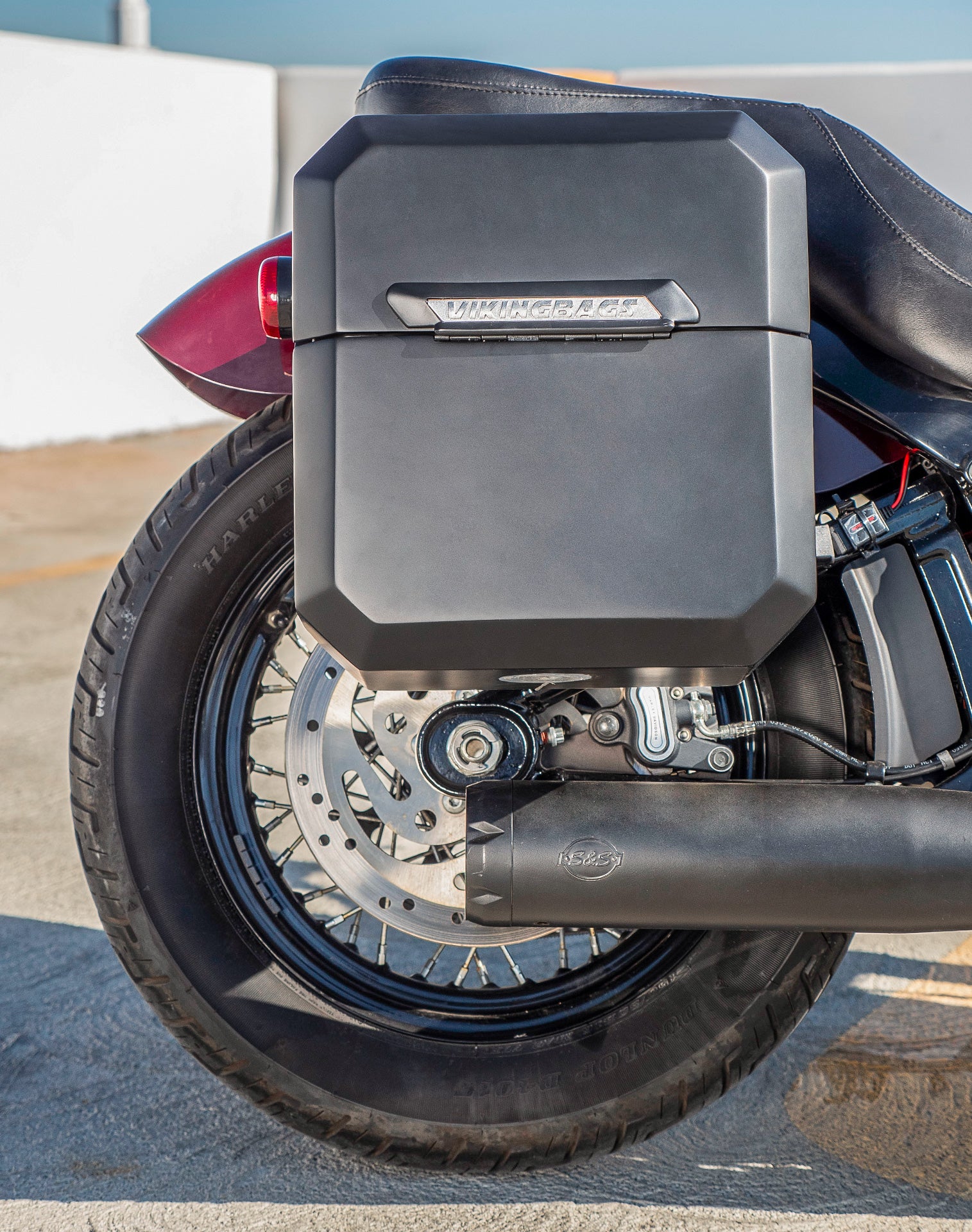 15L - Outlaw Quick Mount Medium Harley Softail Slim FLSL Matte Hard Solo Saddlebag (Right Only) v2