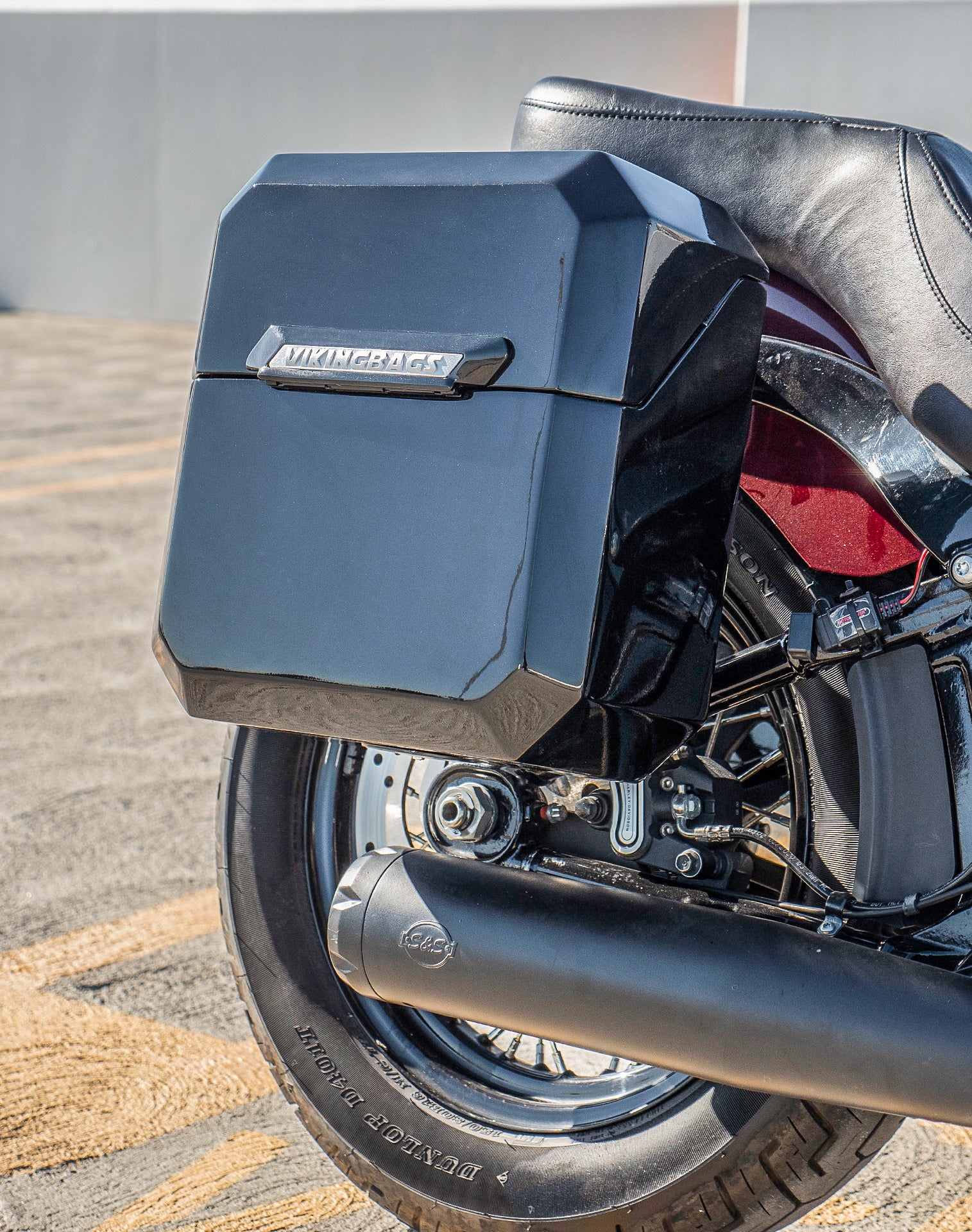 15L - Outlaw Quick Mount Medium Harley Softail Slim FLSL Painted Hard Solo Saddlebag (Right Only) v3