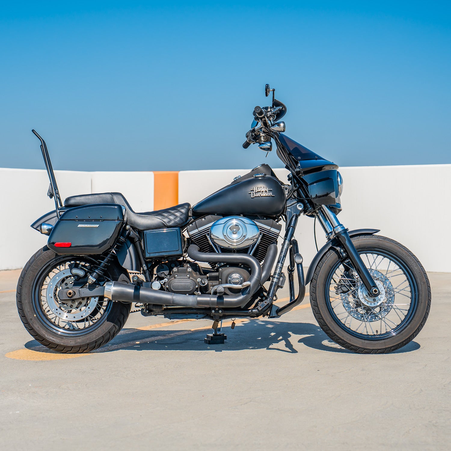 Viking 18L Aegis Quick Mount Shock Cut-Out Harley Dyna Street Bob