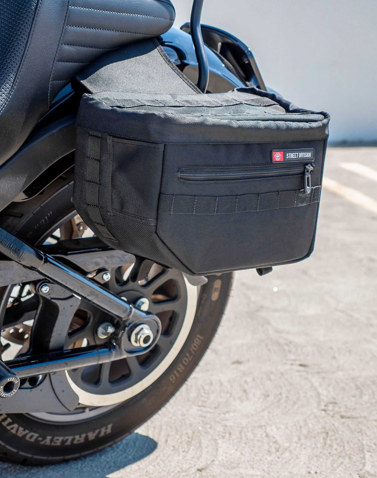 18L - Patriot Medium Throw Over Saddlebags For 2025+ Harley Softail Low Rider S FXLRS Vertical Lifestyle