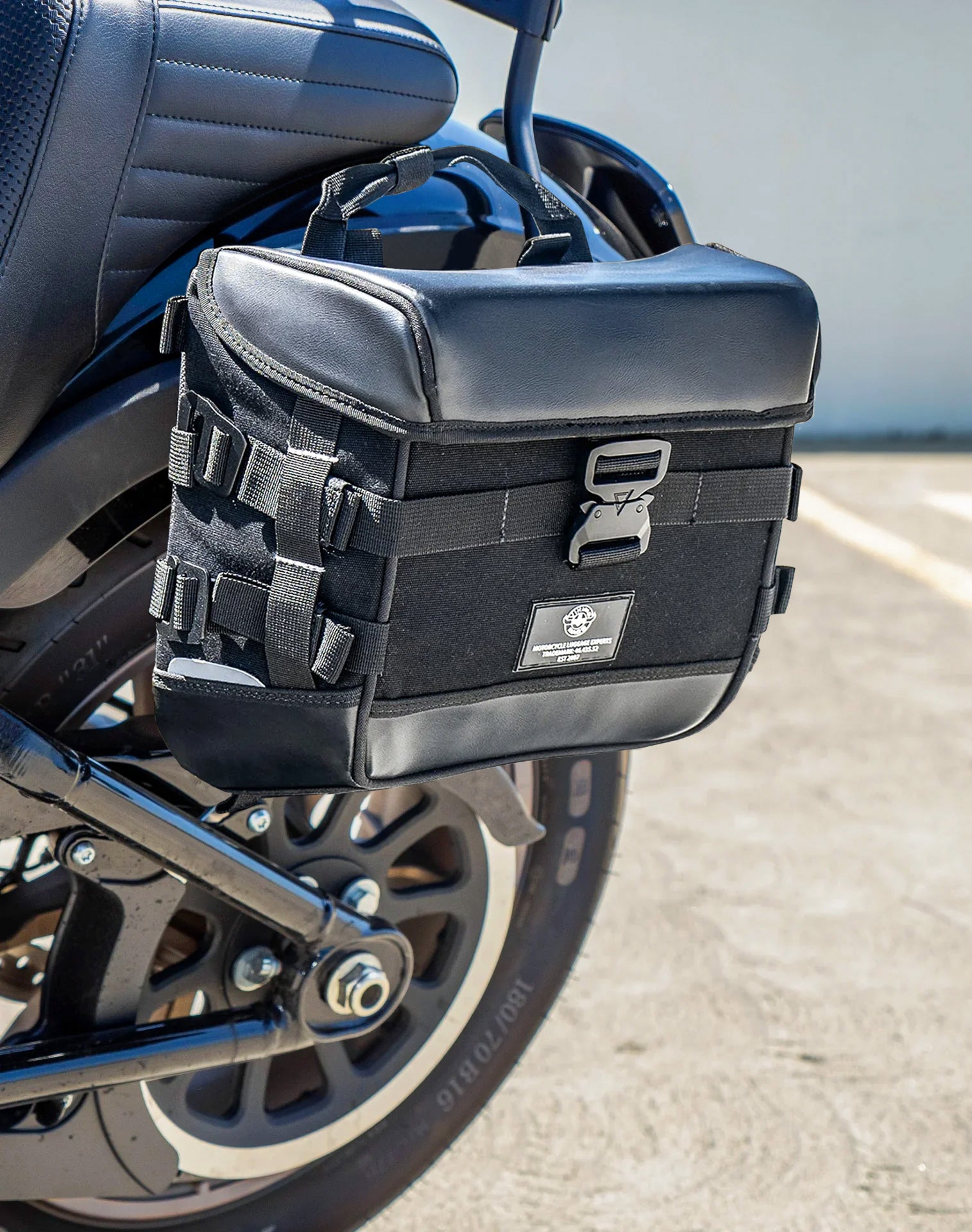 20L - Incognito Small Quick-Mount Saddlebags For 2025+ Harley Softail Low Rider S FXLRS Vertical Lifestyle