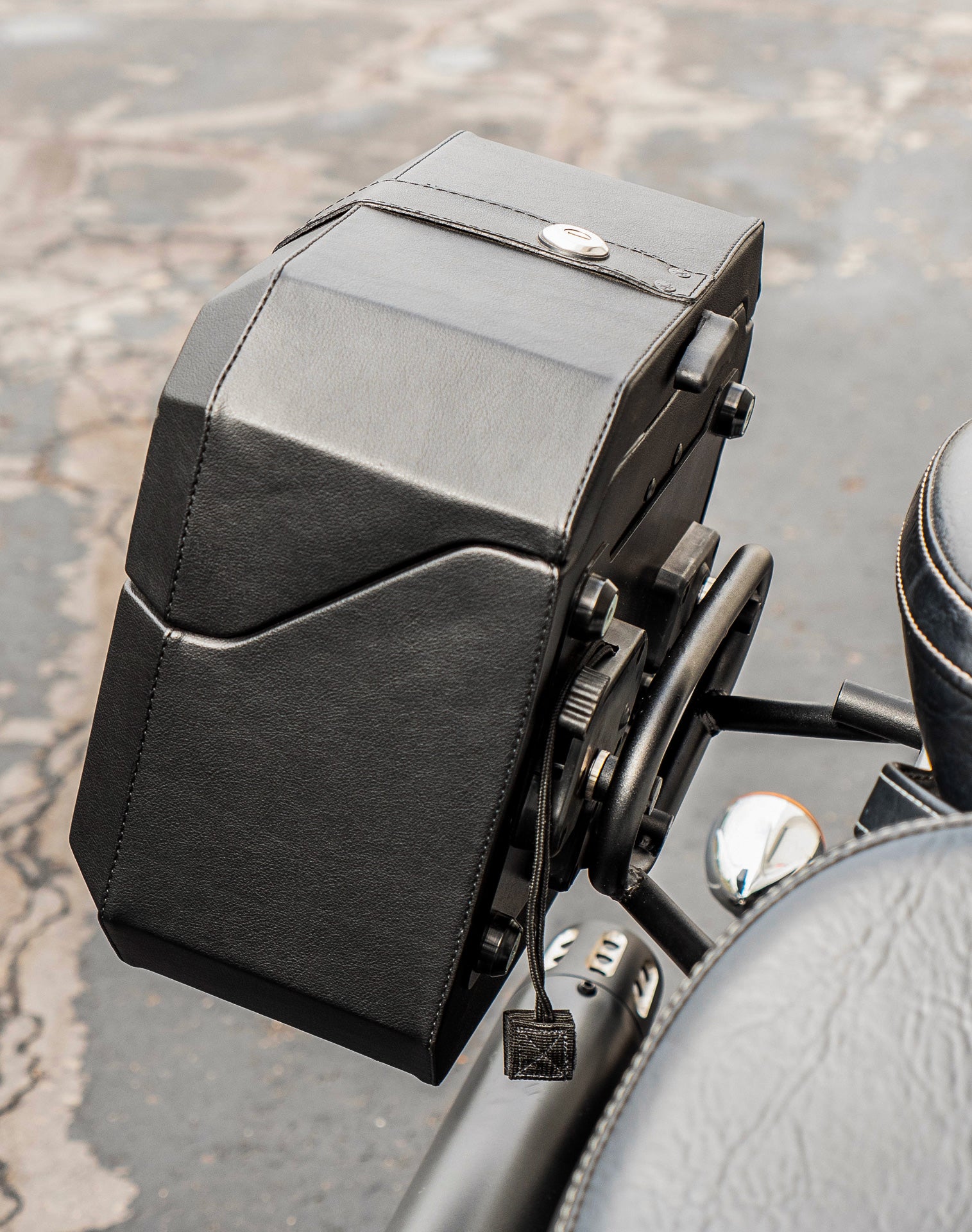 20L - Outlaw Quick-Mount Small Indian Scout Classic Leather Wrapped Hard Saddlebags Lifestyle